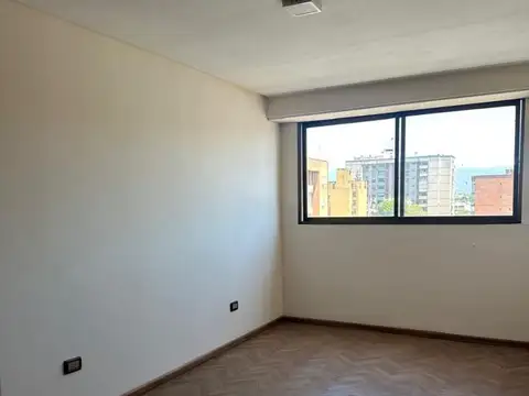 Departamento en Venta de 6 ambientes