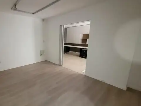 VENTA Oficina con 2 privados OPCIONAL cocheras Barrio  Abasto
