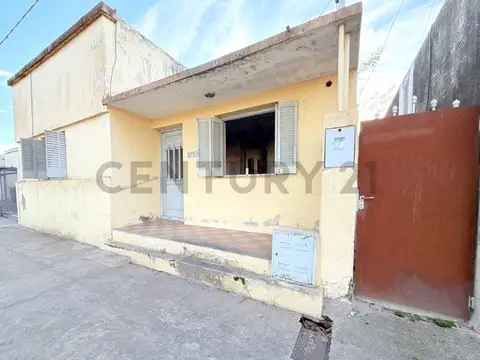 Arenales 100, Piso 0