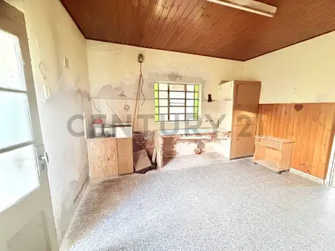 Casa 4 ambientes con 1 baño