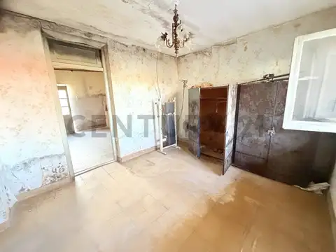 OPORTUNIDAD PARA TRANSFORMAR Y CREAR VALOR - Casa a reciclar | Venado Tuerto