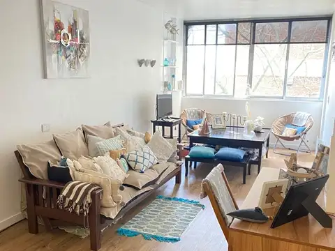 EXCELENTE DEPTO MONOAMBIENTE HECHO TODO A NUEVO, LUMINOSO A PASOS EST Y CENTRO COMERCIAL MARTINEZ  