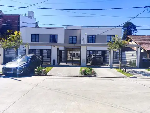 Depto Tipo Casa en Venta de Monoambiente
