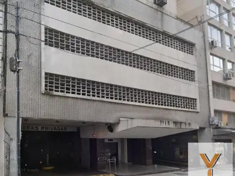 Tucumán e/ Paraná y Uruguay