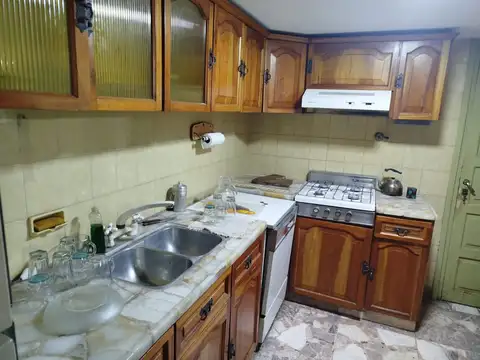 Casa 7 ambientes con 3 baños