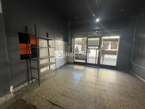 Local en Alquiler en José León Suárez, $ 800.000
