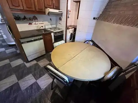 Departamento 5 ambientes con 2 baños