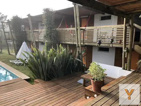 Hotel en venta - 12 Dormitorios - Punta del Este