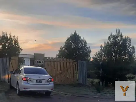 Casa en venta - 3 Dormitorios 2 Baños - 5.000Mts2 - Mendoza