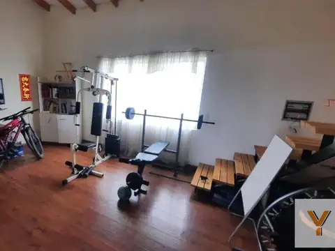 Casa en venta - 3 Dormitorios 2 Baños - 5.000Mts2 - Mendoza