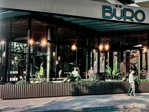 VENTA  IMPONENTE LOCAL COMERCIAL EN 2 PLATAS  DE 765MT FRENTE