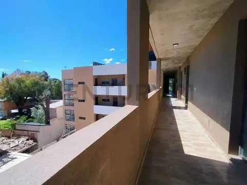 Departamento en Venta en Villa Gobernador Udaondo, USD 250.000