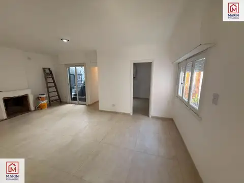Casa 4 ambientes con 1 baño
