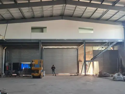 NAVE INDUSTRIAL DE 700 M2 A ESTRENAR