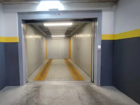 Venta de cochera a metros de la ORT, Pocitos.