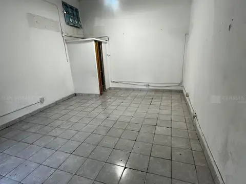 Local en Alquiler en Lanús Este, $ 320.000