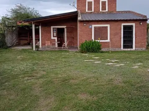 Casa en venta - 2 Dormitorios 1 Baño - Corrientes
