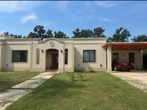 Casa en venta Casuarinas de Pilar
