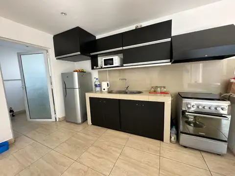 Casa en Alquiler con 1 cochera