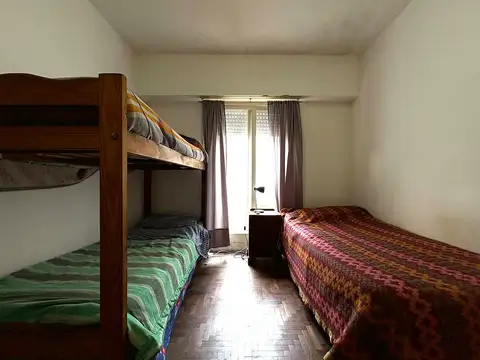 Casa 2 ambientes con 1 baño