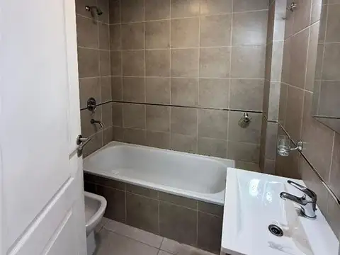 Departamento 3 ambientes con 1 baño