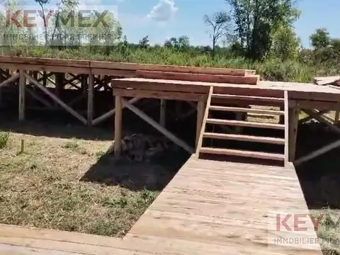 Lote venta en Delta en barrio priv. náutico Albardon,con muelle y bases listo para construir