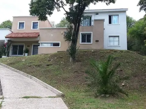 Abraham Lincoln 1100, Rio Ceballos, Córdoba Barrio Caracol
