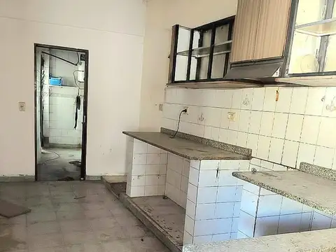 Casa en venta c/ cochera en José C. Paz