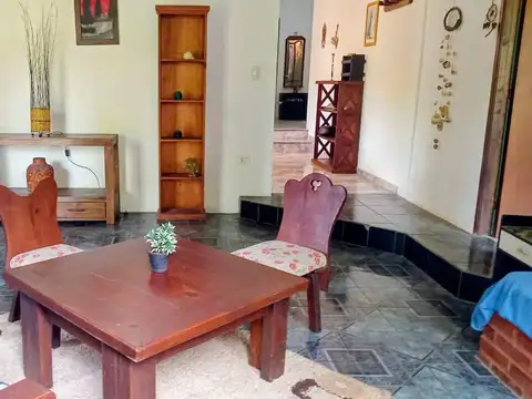 Casa 5 ambientes con 3 baños