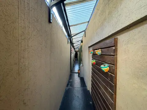 Depto Tipo Casa en Alquiler de 3 ambientes