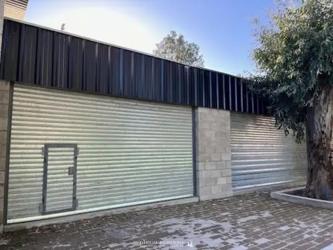 LOCAL COMERCIAL EN LOS CARDALES 100