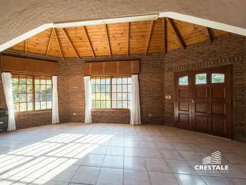 Casa 4 ambientes con 3 baños