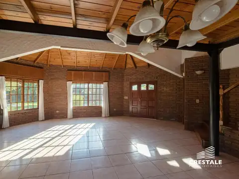 Casa en Venta en Los Troncos, USD 349.000
