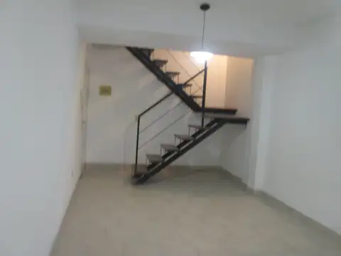 Depto Tipo Casa en Alquiler en Villa Urquiza, $ 750.000