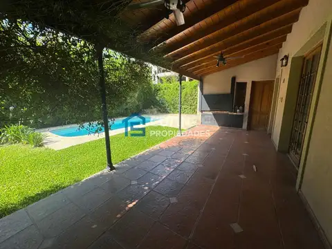 Casa en Venta en Las Orquideas, USD 205.000
