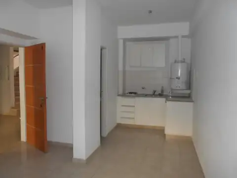 Oficina en Alquiler en Martin, $ 300.000