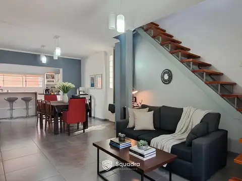 Casa 5 ambientes con 2 baños