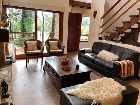 Las Acacias y Pueyrredon