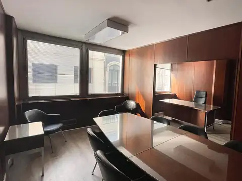 Oficina en Venta al Este