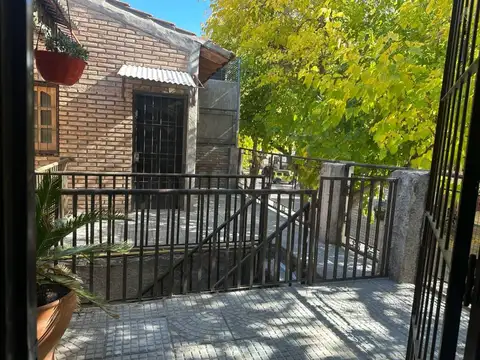 San Gabriel 100, Piso 0