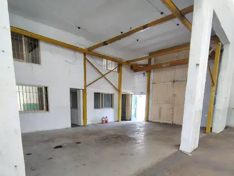 ALQUILO GALPON 800 MT2 EN AV. BODEREAU