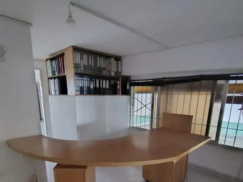 Galpon en Alquiler en Villa Rivera Indarte, $ 3.900.000
