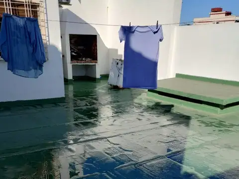 Casa en Venta con 6 cocheras