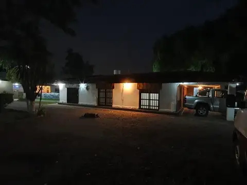 QUINTA 4 AMBIENTES CON PILETA CERCANÍA TERRAVISTA