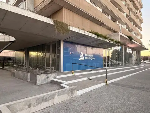 Local en Venta en Malvin, USD 1.285.000