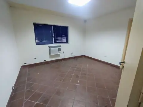 Oficina en Venta 35 años