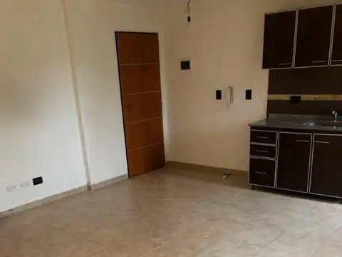 Rivera Indarte 700, Piso 2