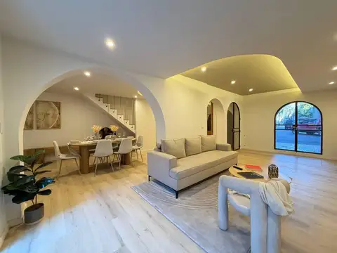 Casa en Venta al Oeste