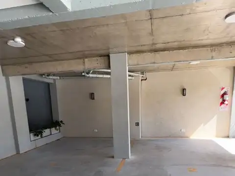 Cochera en Planta Baja de edificio Miguel Cane 249 Lanus Oeste Unidad Funcional