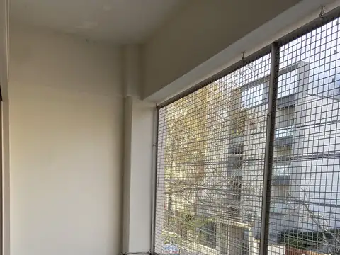 Departamento en Alquiler en Villa Ballester, $ 580.000